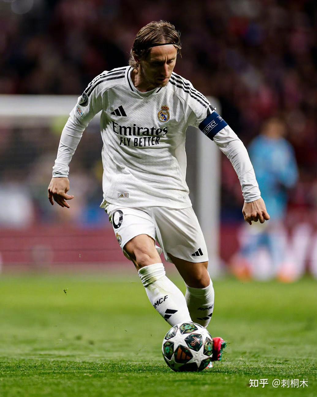 皇家马德里更衣室的紧张局势，意外缺席：“这真是个烂借口！”