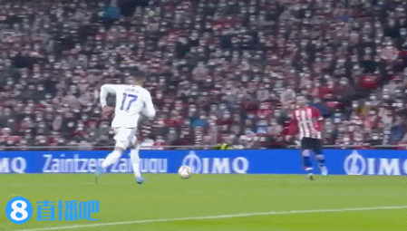 阿根廷队训练吸引20085名球迷观看，梅西获赠埃尔切10号球衣