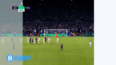 前罗奇代尔球员17岁时受伤瘫痪，今年因并发症去世，终年26岁